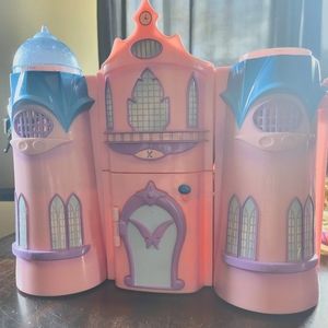 Alfea Castle 2004 Winx Club Toy